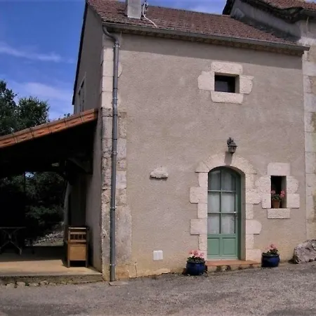 House La Bergerie 1 بيت للعطل Memerlin