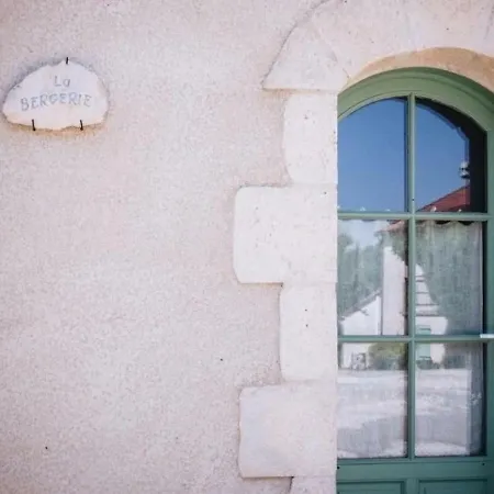 House La Bergerie 1 *
